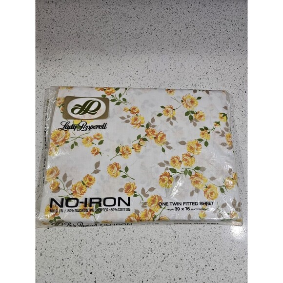 Lady Pepperell Twin Fitted and Flat Sheets Set 39"x75" Yellow Floral VTG NOS New - Picture 1 of 2